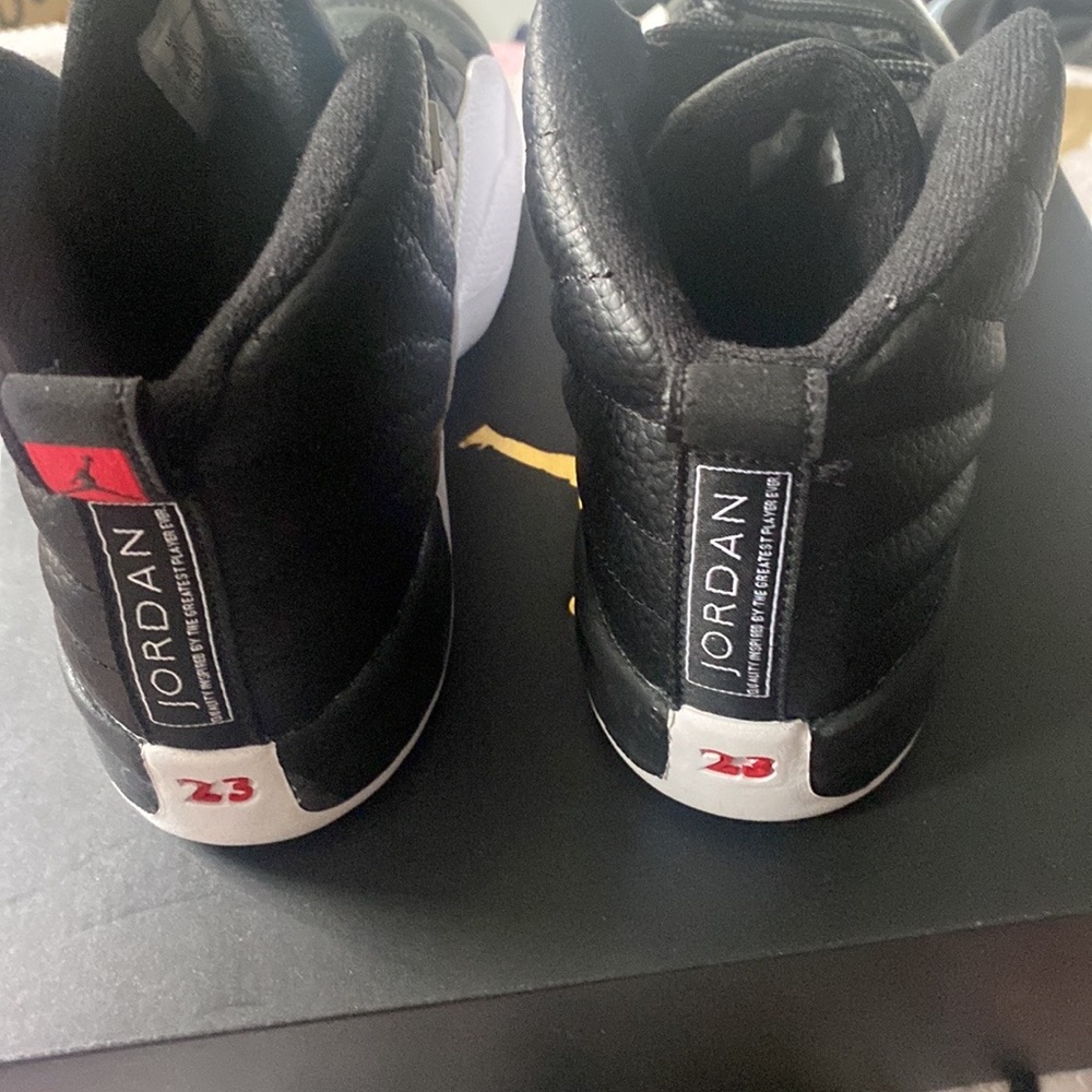 Jordan Retro 12 - Picture 3 of 3